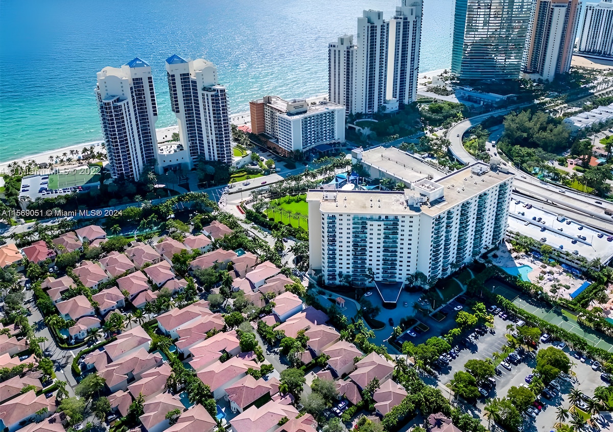 Sunny Isles Luxury Condos - Sunny Isles Waterfront Condos